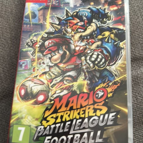 Mario Strikers Battle League Football Switch game like new