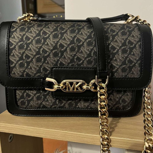 Michael Kors shoulder bag black like new