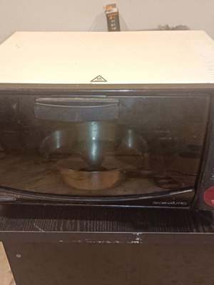 Delonghi electric countertop oven used with 2 trays and rack