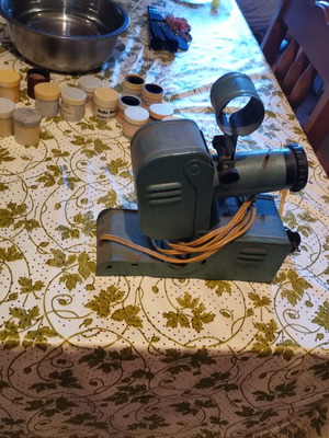 Retro Slide Projector Pioneer 1 like new with 10 films