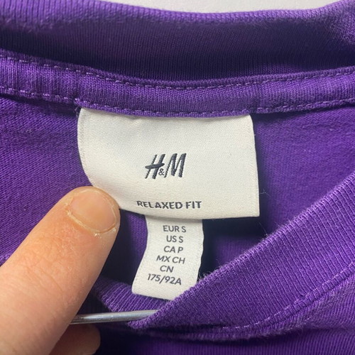 H&M Purple Printed T-Shirt Size S Like New