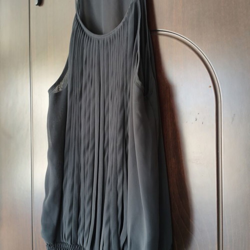 JLO Black Pleated Midi Dress Small like new
