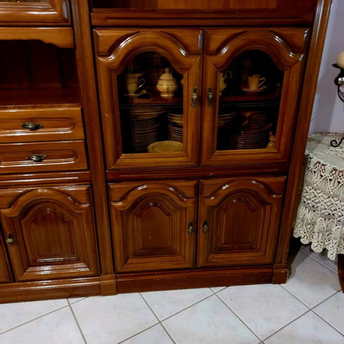 Living room unit like new, solid oak wood, 3 pieces