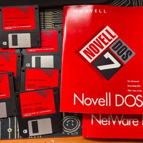 Novell DOS 7 software like new, Big Box with 3.5" floppies