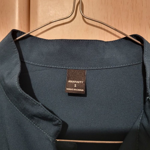 Dark green shirt size S like new, collarless comfortable fit