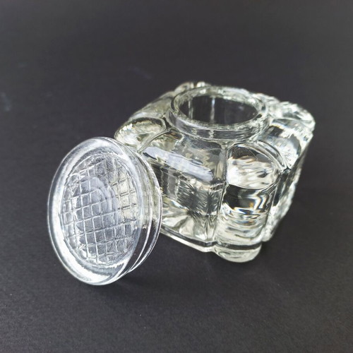 Antique inkwell like new, glass, very old