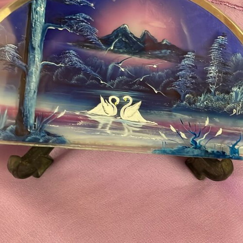 3D painting with two swans on glass like new