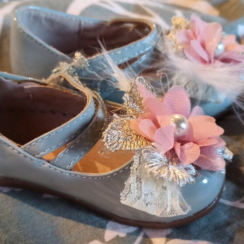 Doremi baptism baby shoes size 20 like new