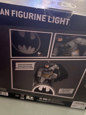 DC Batman room lamp like new, authentic