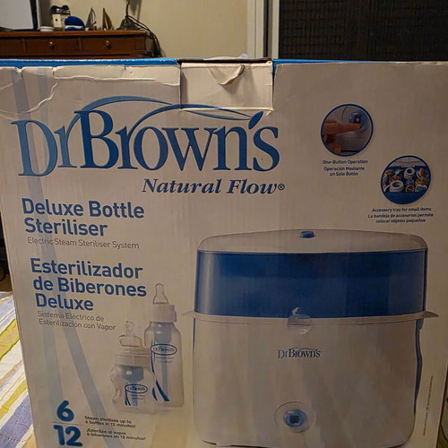 DrBrown's baby bottle sterilizer with Avenda bottle drainer, like new