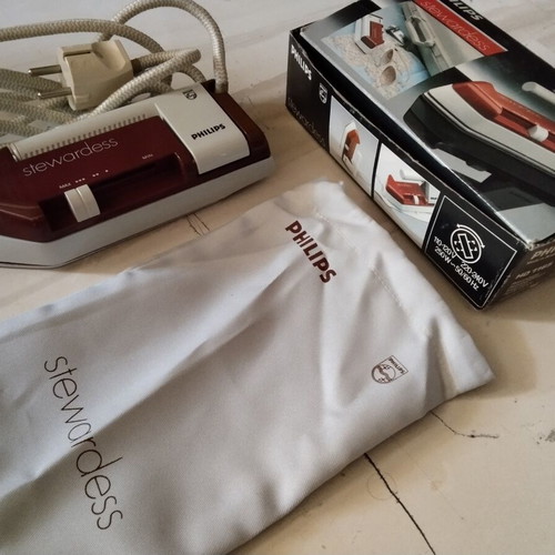 Vintage Philips Stewardess HD 1165 travel iron new