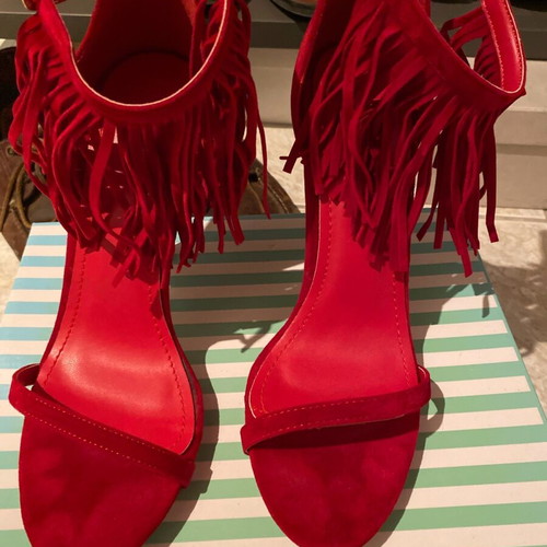 Axel sandals with fringes size 39 like new, red
