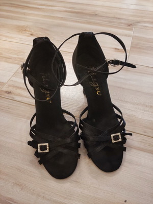 Latin dance shoes like new, black with silver details, heel height 8 cm