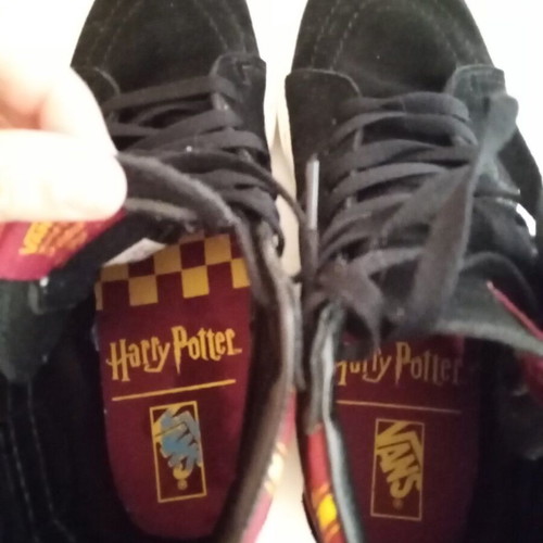 Vans Harry Potter Gryffindor Sneakers like new, size 40, suede and synthetics