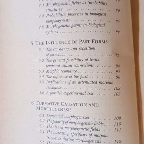 A New Science of Life book used, English