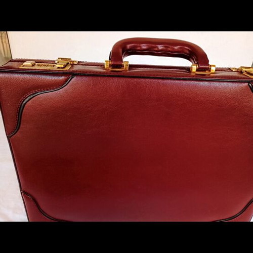 Mexican leather briefcase like new, handmade, red