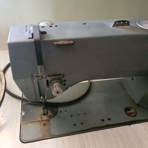 Singer antique sewing machine used