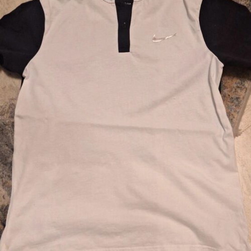 Nike Polo shirt like new, size M, black and white