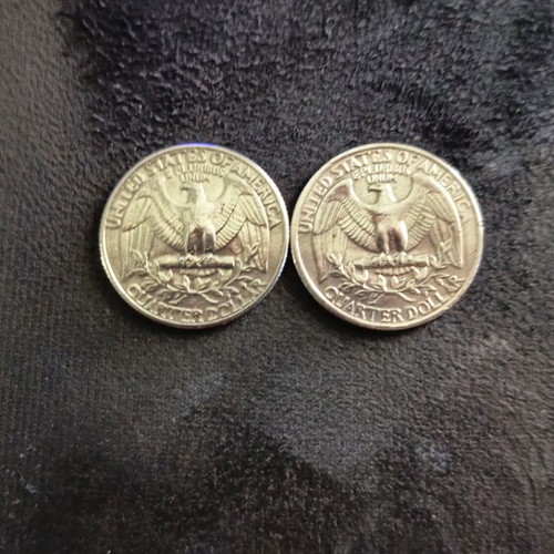 Set of 2 US collectible quarters like new (1977 & 1985-P)