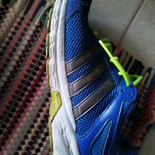 Adidas athletic shoes used, size 44, blue