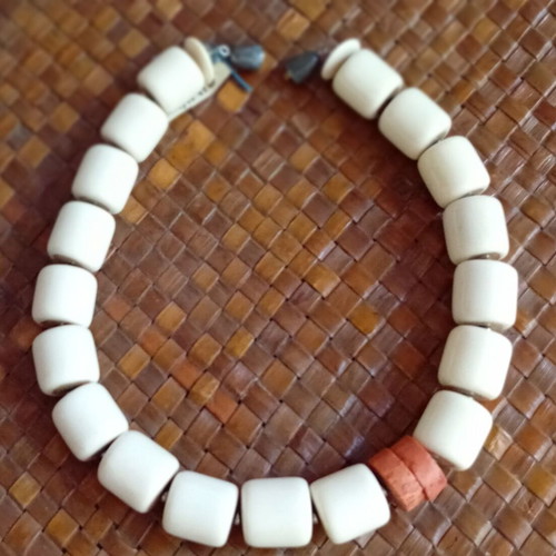 Ethnic statement necklace with natural bone and sponge coral