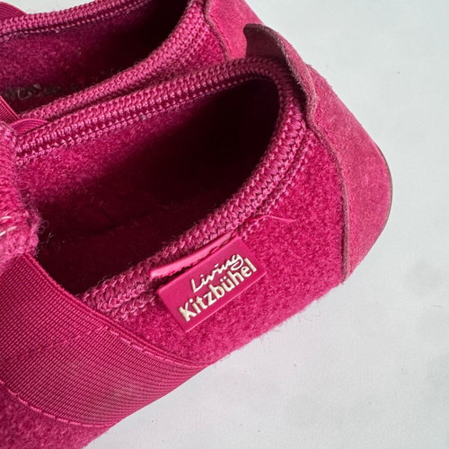 Living Kitzbühel children's wool slippers size 30 used, pink, flexible sole