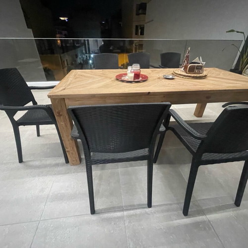 Outdoor chairs like new, pack of 6