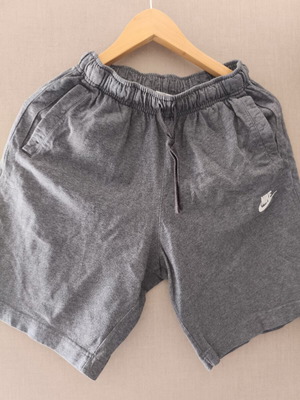 Nike shorts S, grey