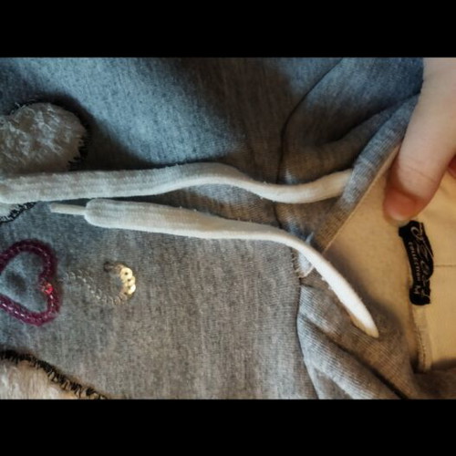 Gray sweatshirt with bunny like new