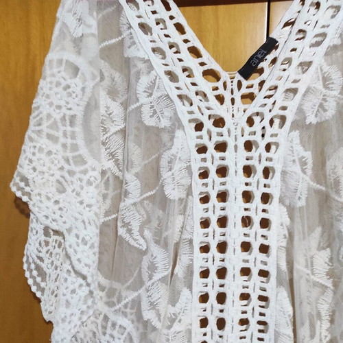 Kaftan Anel white transparent lace like new