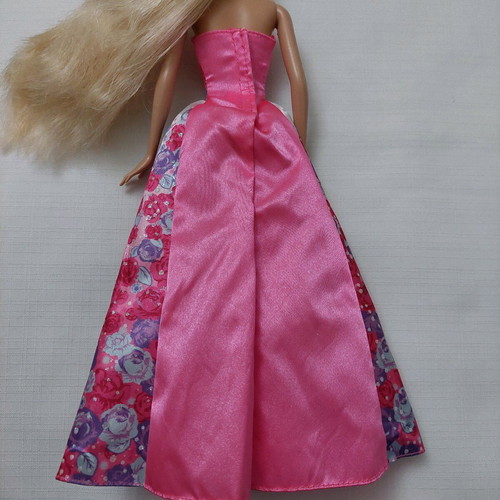 Barbie Cut and Style Princess like new with dress and accessories