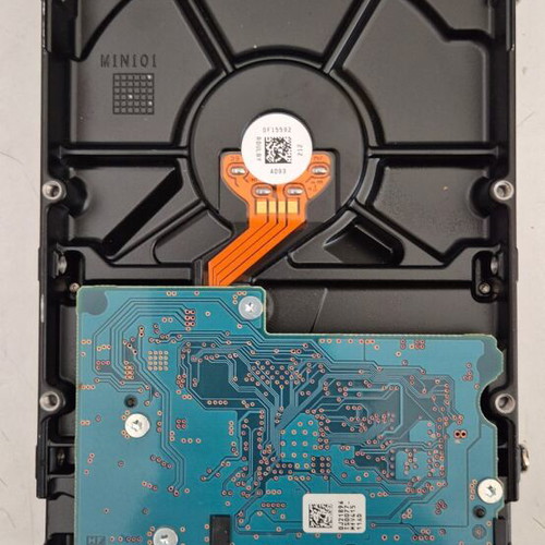 Toshiba DT01ACA050 500GB hard drive like new, 3.5 inch