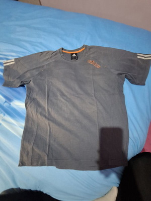 Adidas T shirt men's gray size M like new