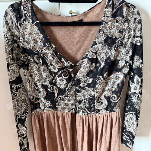 Nidodileda dress in very good condition, beige