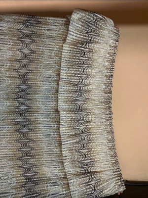 Curtain like new, 3.10 width and 2.40 height