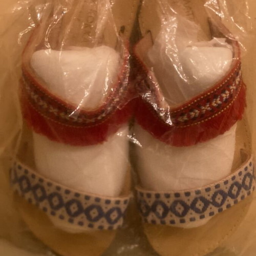 Handmade leather sandals new, size 39, beige