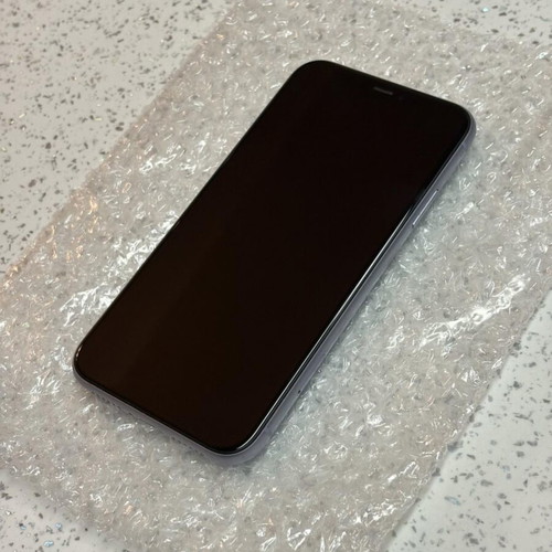 iPhone 11 64GB lilac like new, unlocked, OEM battery