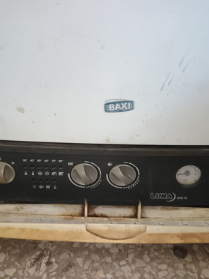 Baxi Luna 240 Fi Gas Boiler used, wall-mounted with chimney