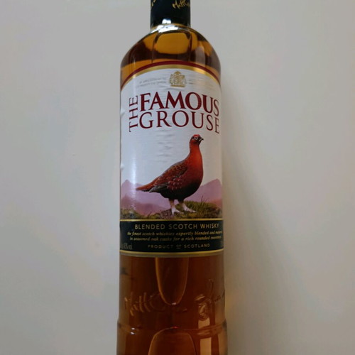 Ουίσκι The Famous Grouse 700ml καινούργιο