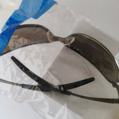 3M sunglasses new unisex, black and brown