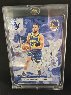 Court Kings Stephen Curry /25 Sapphire card like new 2023-24