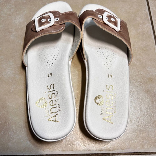 Women's anatomical slippers like new, size 41, white