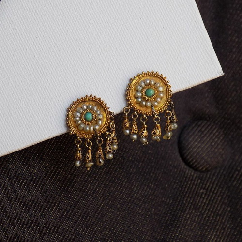 Gold earrings used, 120+ years old, family heirloom, 7gr