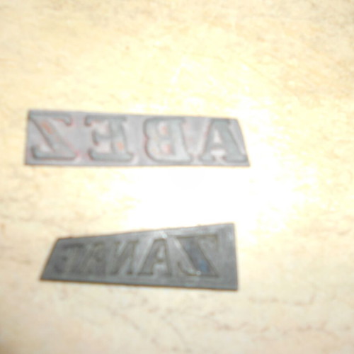 Zanae and Avez used metal printing plates 5 and 4 cm