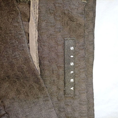 Sisley mini skirt size 40 black like new with pleats and pockets