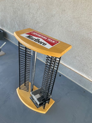 Συλλεκτική θήκη για δισκέτες Marlboro σαν καινούργιο, vintage ξύλο και μέταλλο