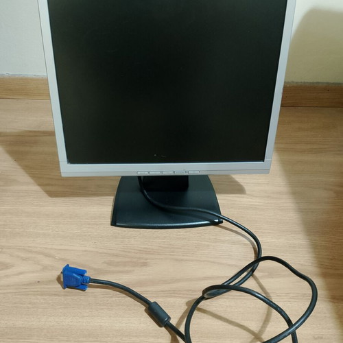 Lec LCD 17 Monitor used in good condition