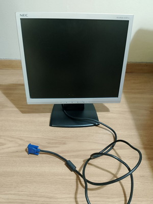 Οθόνη monitor lec lcd 17 μεταχειρισμένη σε καλή κατάσταση