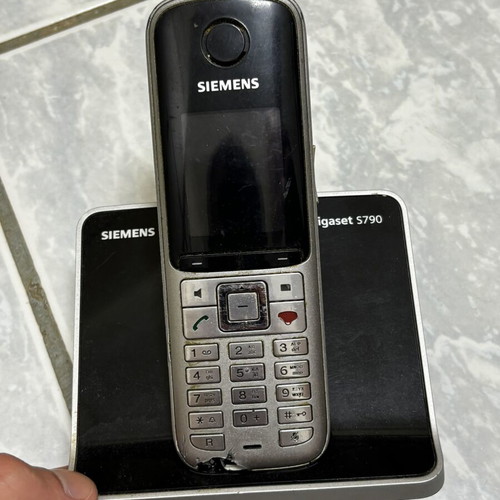 Corded Home Phone set used, black