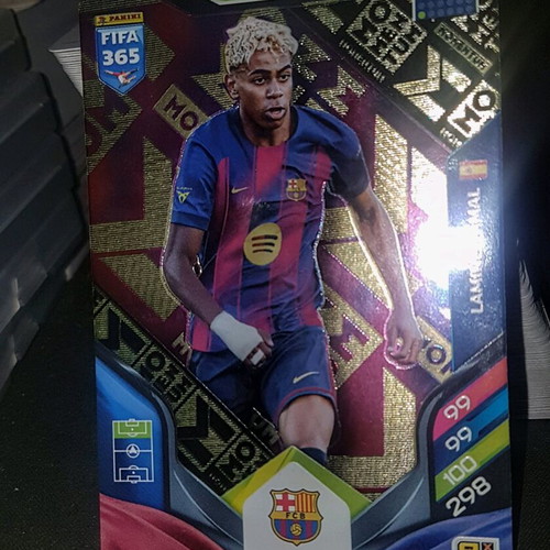 Momentum Lamine Yamal 2026 Panini Adrenalyn XL FIFA 365 like new